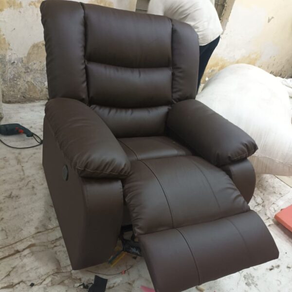 Single seat home theatre recliner (Carbon Grey)
