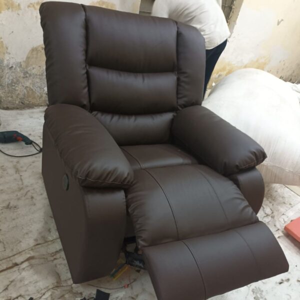 Single seat home theatre recliner (Dark Grey)