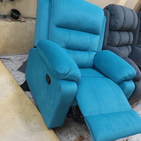 Single seat home theatre recliner (Eastern Blue)
